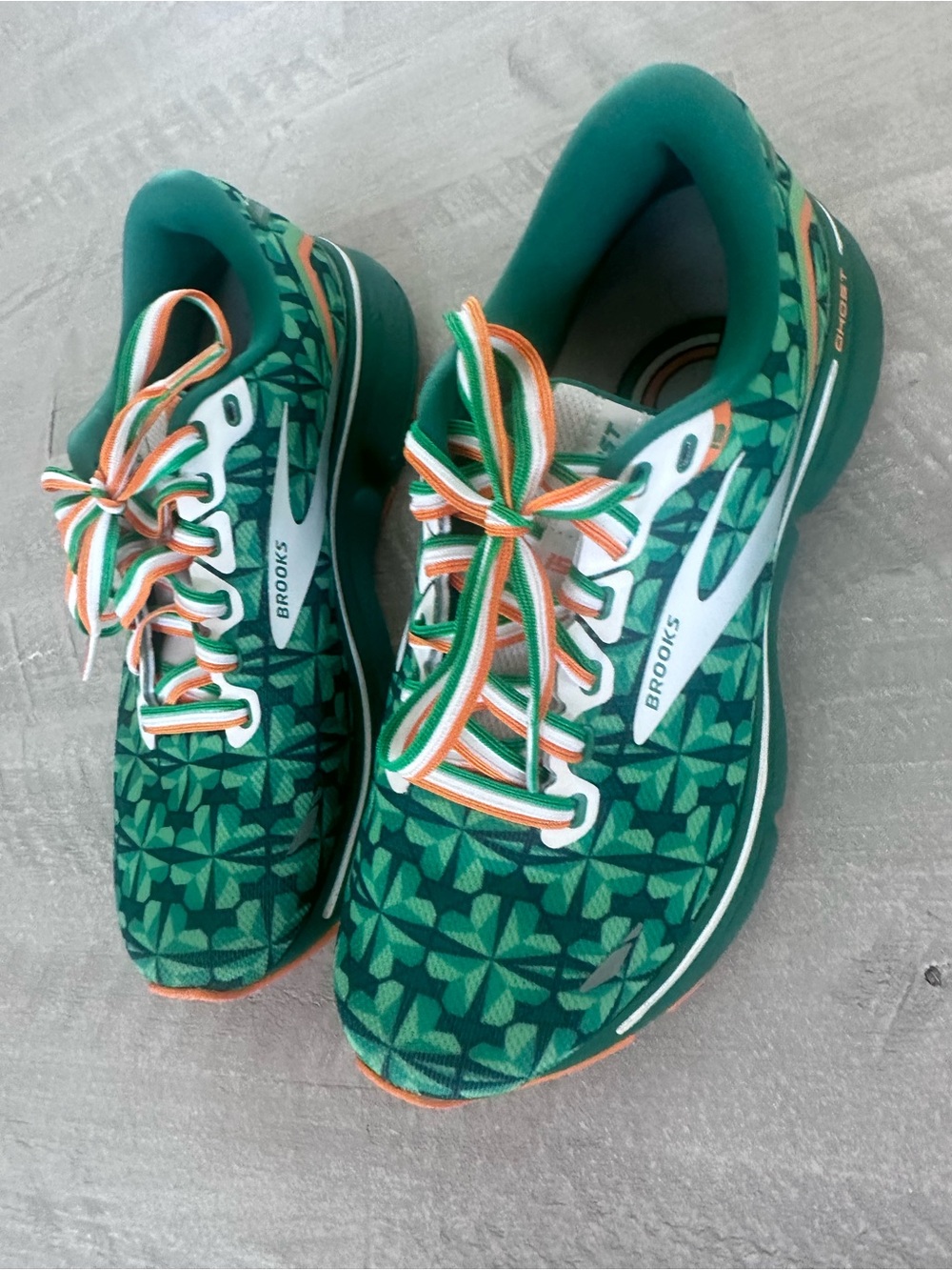 Brooks Ghost 15 "Run Lucky" St. Patrick's Day Running Shoes Women’s 7 Clover - Picture 13 of 13